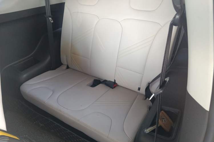 Used Chery New Energy Little Ant 2021 150 000 Yuan "Ant Fan" Edition New Ant Cool Version Lithium-Ion Battery Interior 1