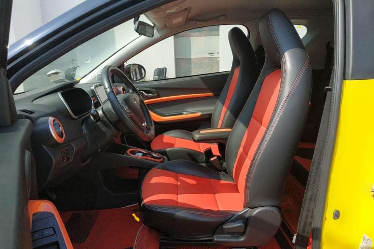 Used Chery New Energy Little Ant 2021 150 000 Yuan "Ant Fan" Edition New Ant Cool Version Lithium-Ion Battery Left Front Seat