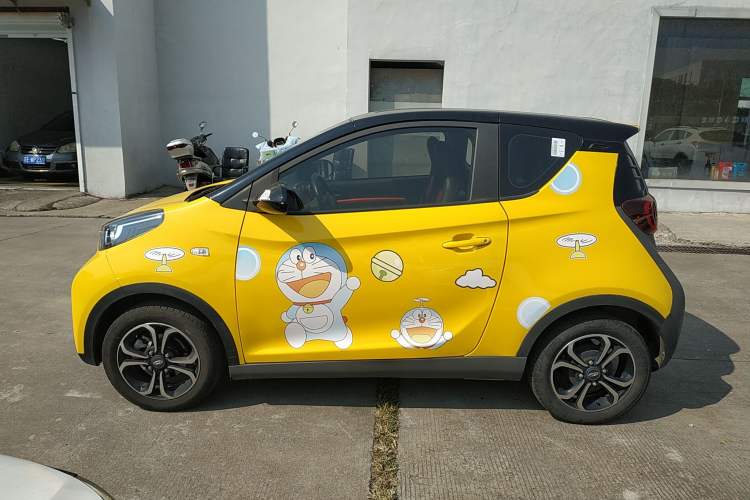 Used Chery New Energy Little Ant 2021 150 000 Yuan "Ant Fan" Edition New Ant Cool Version Lithium-Ion Battery Left Side