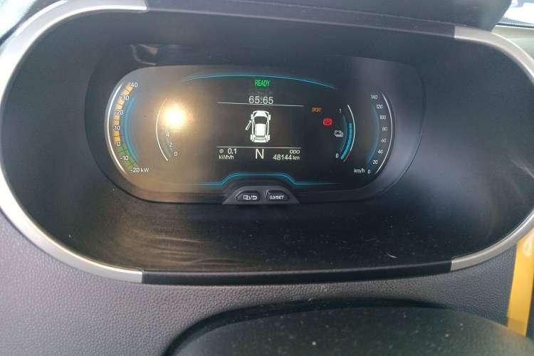 Used Chery New Energy Little Ant 2021 150 000 Yuan "Ant Fan" Edition New Ant Cool Version Lithium-Ion Battery Odometer Close Up