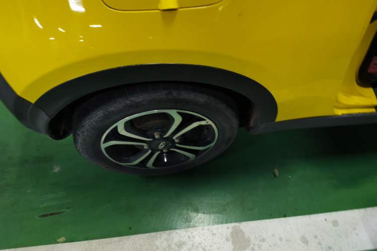 Used Chery New Energy Little Ant 2021 150 000 Yuan Ant Fan Edition Ant Stylish Version Lithium Iron Phosphate Right Rear Wheel Hub