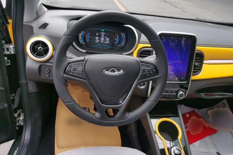 Used Chery New Energy Little Ant 2021 200 000-Yuan Ant Fan Edition Oxygen Version Lithium Iron Phosphate 301 km Steering Wheel