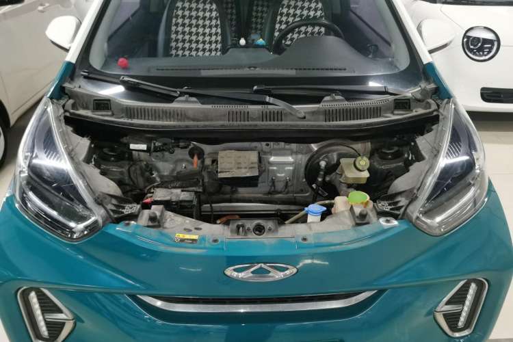 Used Chery New Energy Little Ant 2022 Restyled Version Sweet Pink Edition Half-Sugar Version 30.6 kWh 30 kW 301 km Engine Bay