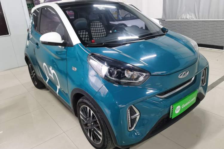 Used Chery New Energy Little Ant 2022 Restyled Version Sweet Pink Edition Half-Sugar Version 30.6 kWh 30 kW 301 km Exterior 2