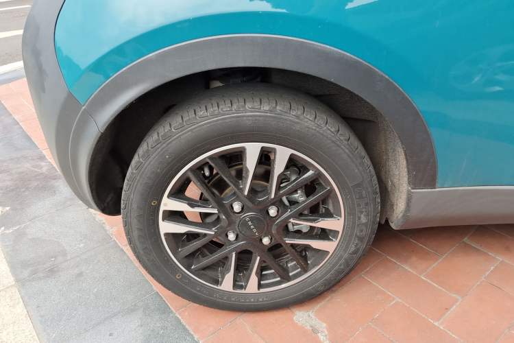 Used Chery New Energy Little Ant 2022 Restyled Version Sweet Pink Edition Half-Sugar Version 30.6 kWh 30 kW 301 km Exterior 8