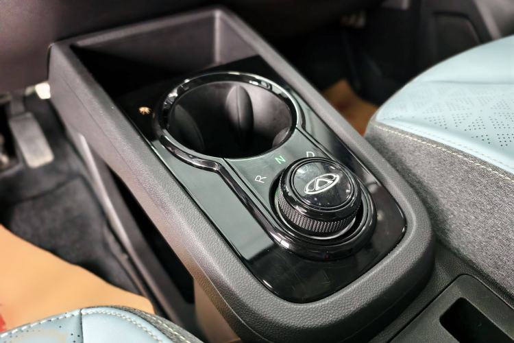 Used Chery New Energy Little Ant 2022 300 000 Yuan "Ant Fan" Edition "Extra Sweet" Version Lithium Iron Phosphate 29.2 kWh 30 kW 301 km Gear Lever