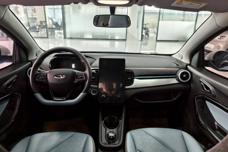Used Chery New Energy Little Ant 2022 300 000 Yuan "Ant Fan" Edition "Extra Sweet" Version Lithium Iron Phosphate 29.2 kWh 30 kW 301 km Interior 4