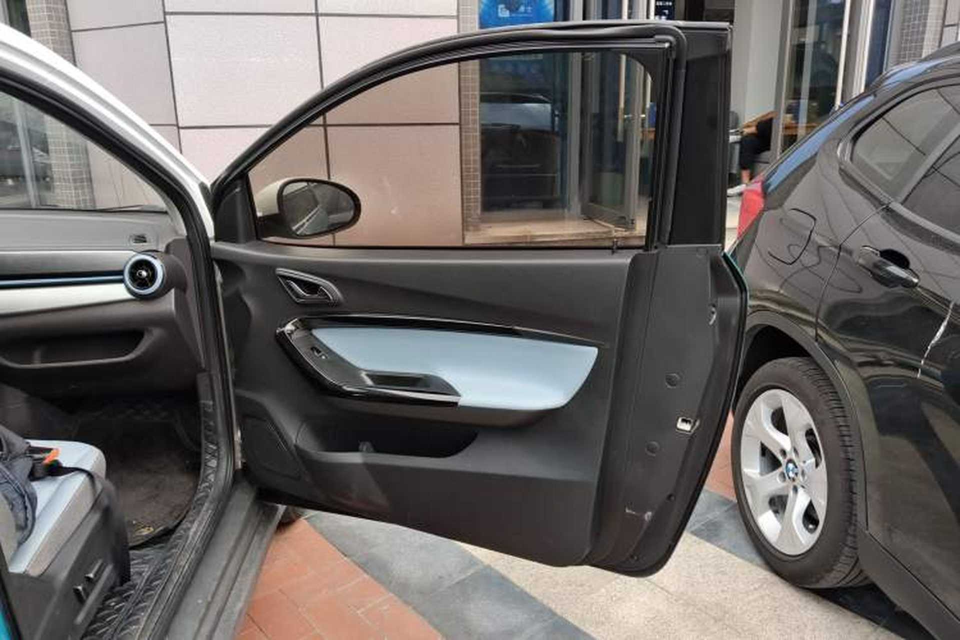 Used Chery New Energy Little Ant 2022 Restyled Version Sweet Pink Edition Half-Sugar Version 30.6 kWh 30 kW 301 km Interior 5