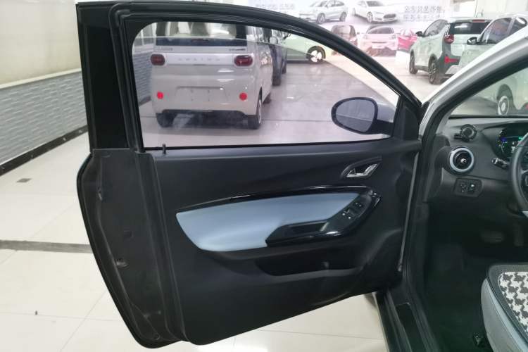 Used Chery New Energy Little Ant 2022 Restyled Version Sweet Pink Edition Half-Sugar Version 30.6 kWh 30 kW 301 km Interior 7