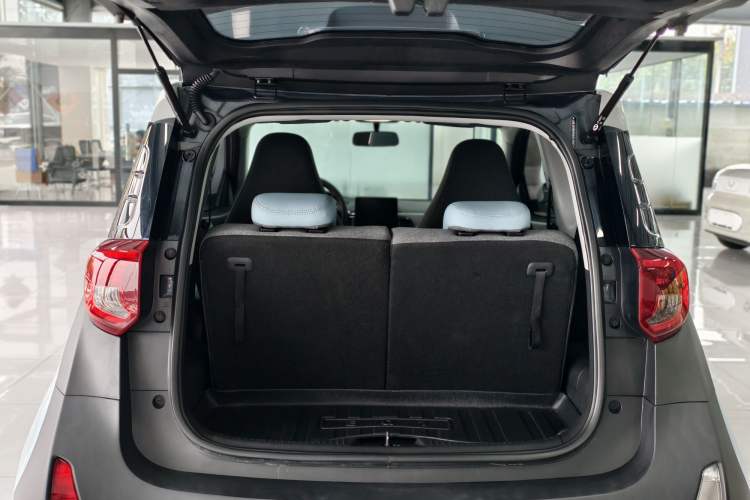 Used Chery New Energy Little Ant 2022 300 000 Yuan "Ant Fan" Edition "Extra Sweet" Version Lithium Iron Phosphate 29.2 kWh 30 kW 301 km Trunk