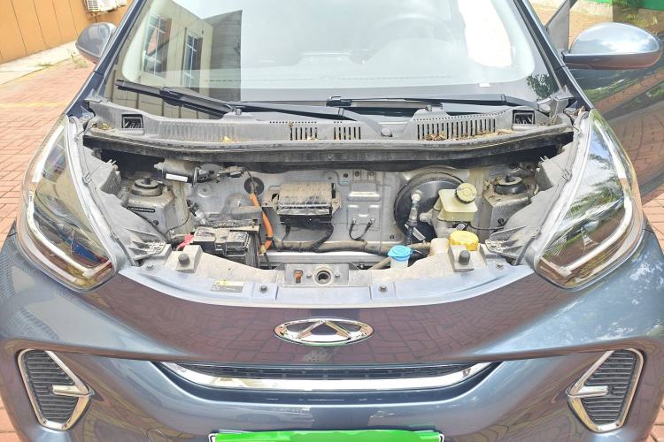 Used Chery New Energy Little Ant 2022 Sweet Pink Edition Low-Sugar Version 30kW 301km Range Engine Bay