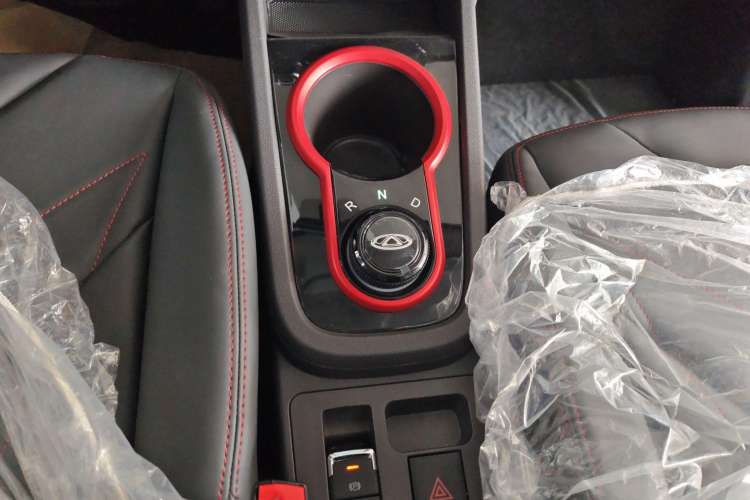 Used Chery New Energy Little Ant 2022 Sweet Pink Edition Half-Sugar Version Lithium Iron Phosphate 30 kW 301 km Gear Lever