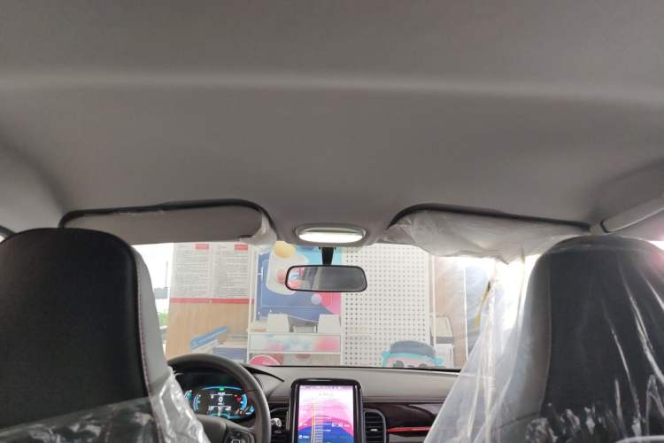 Used Chery New Energy Little Ant 2022 Revised Version Sweet Pink Edition Half-Sugar Version Lithium Iron Phosphate 30.7 kWh 30 kW 301 km Headliner