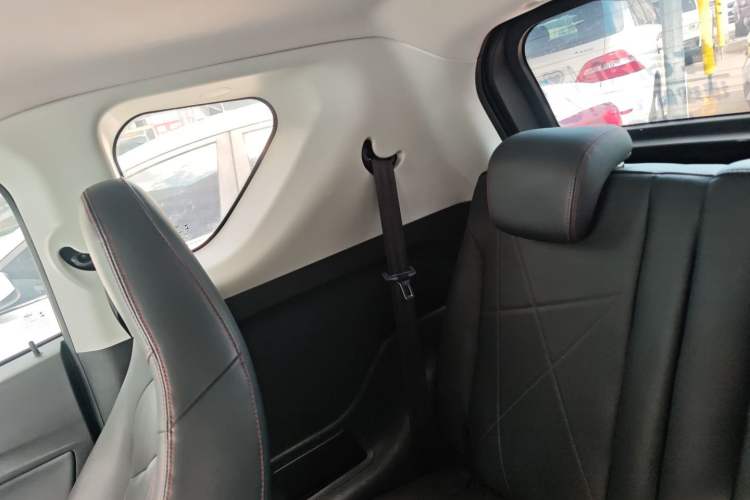 Used Chery New Energy Little Ant 2022 Restyled Version Sweet Pink Edition Low-Sugar Version Lithium Iron Phosphate Battery 30.7 kWh 30 kW 301 km Interior 6