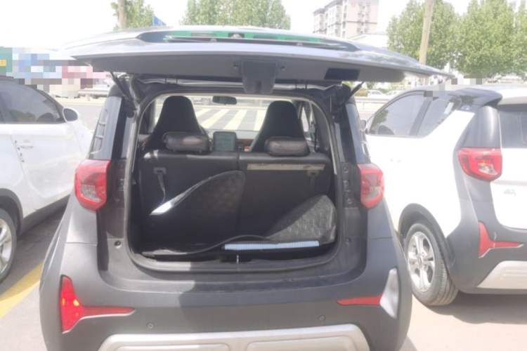 Used Chery New Energy Little Ant 2022 Sweet Pink Edition Half-Sugar Version Lithium Iron Phosphate 29.2 kWh 30 kW 301 km Interior 8