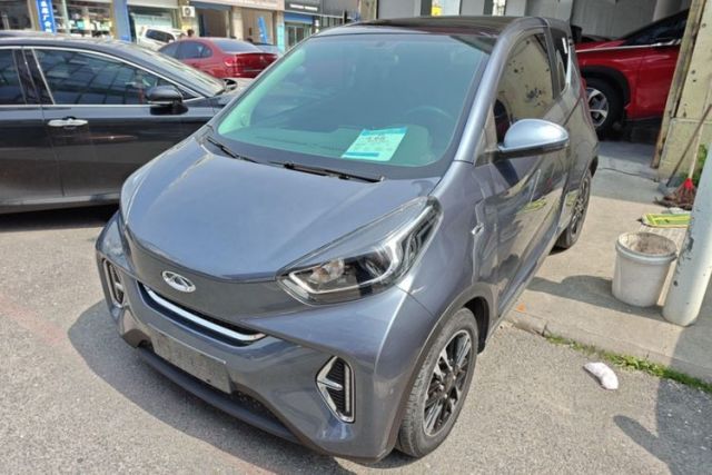 Used Chery New Energy Little Ant 2022 Revised Version Sweet Pink Edition Half-Sugar Version Lithium Iron Phosphate 30.7 kWh 30 kW 301 km