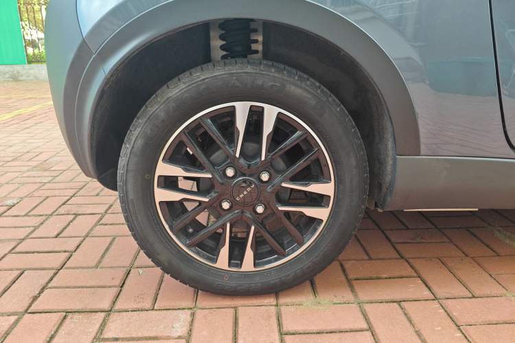 Used Chery New Energy Little Ant 2022 Sweet Pink Edition Low-Sugar Version 30kW 301km Range Right Rear Wheel Hub