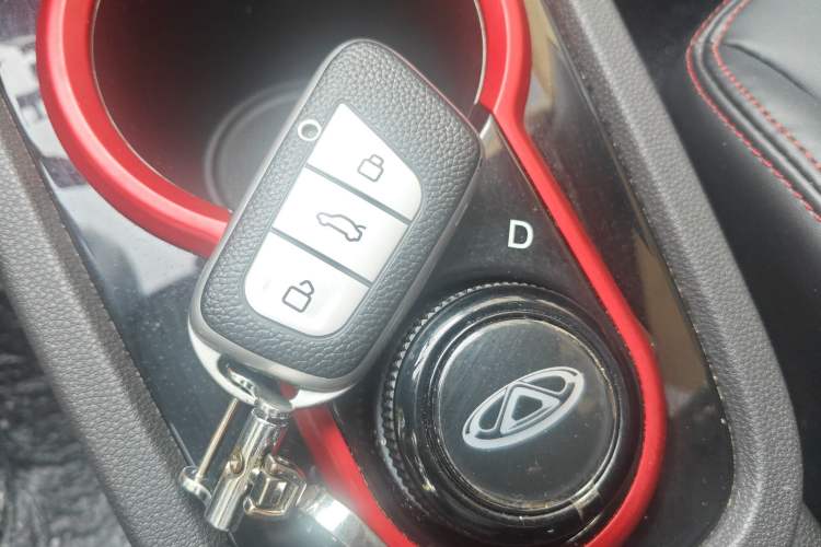 Used Chery New Energy Little Ant 2022 Sweet Pink Edition Low-Sugar Version 30kW 301km Range Vehicle Key