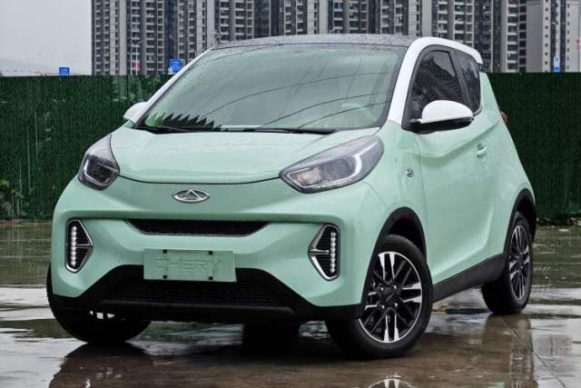 Used Chery New Energy Little Ant 2022 Revised Version Sweet Pink Edition Half-Sugar Version Lithium Iron Phosphate 30.7 kWh 30 kW 301 km