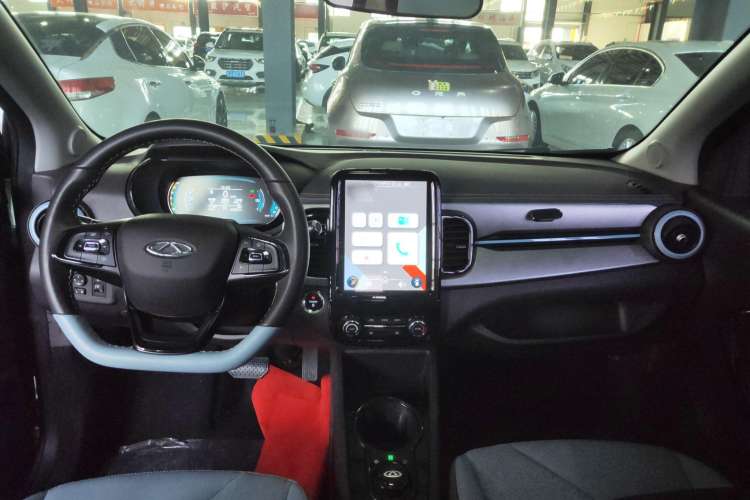 Used Chery New Energy Little Ant 2022 Restyled Version Sweet Pink Edition Low-Sugar Version Lithium Iron Phosphate Battery 30.7 kWh 30 kW 301 km Center Console