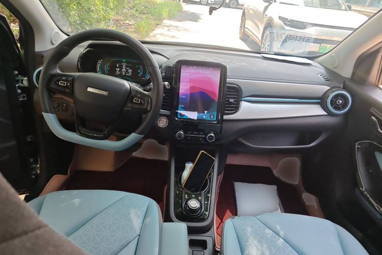 Used Chery New Energy Little Ant 2022 Sweet Pink Edition Half-Sugar Version Lithium Iron Phosphate 30 kW 301 km Center Console
