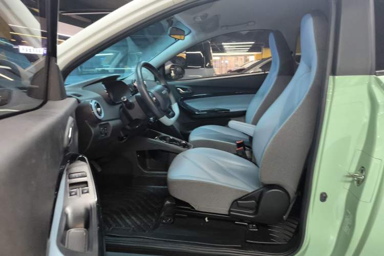 Used Chery New Energy Little Ant 2022 Sweet Pink Edition Half-Sugar Version Lithium Iron Phosphate 30 kW 301 km Driver Seat