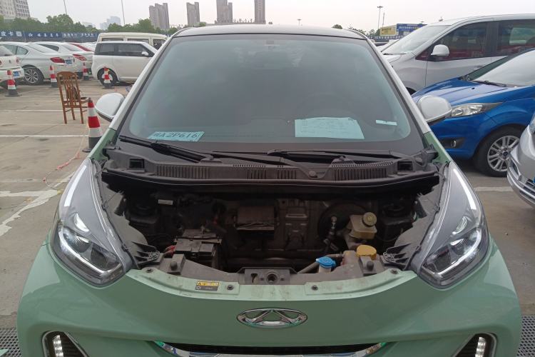 Used Chery New Energy Little Ant 2022 Revised Version Sweet Pink Edition Half-Sugar Version Lithium Iron Phosphate 30.7 kWh 30 kW 301 km Engine Bay