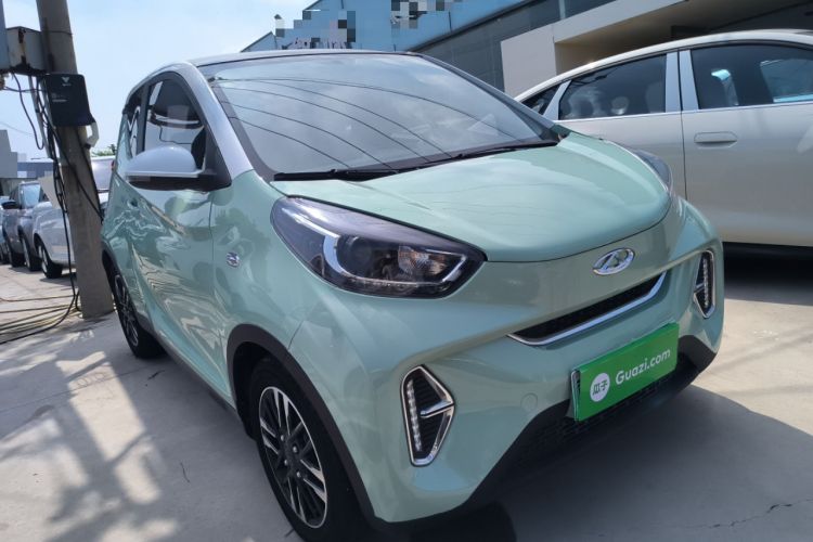 Used Chery New Energy Little Ant 2022 Revised Version Sweet Pink Edition Half-Sugar Version Lithium Iron Phosphate 30.7 kWh 30 kW 301 km Front Right 45 Deg