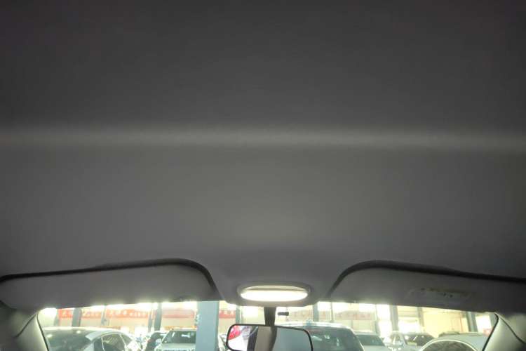 Used Chery New Energy Little Ant 2022 Restyled Version Sweet Pink Edition Low-Sugar Version Lithium Iron Phosphate Battery 30.7 kWh 30 kW 301 km Headliner