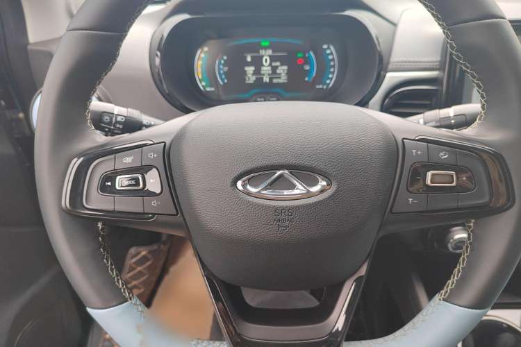 Used Chery New Energy Little Ant 2022 Sweet Pink Edition Half-Sugar Version Lithium Iron Phosphate 29.2 kWh 30 kW 301 km Interior 1