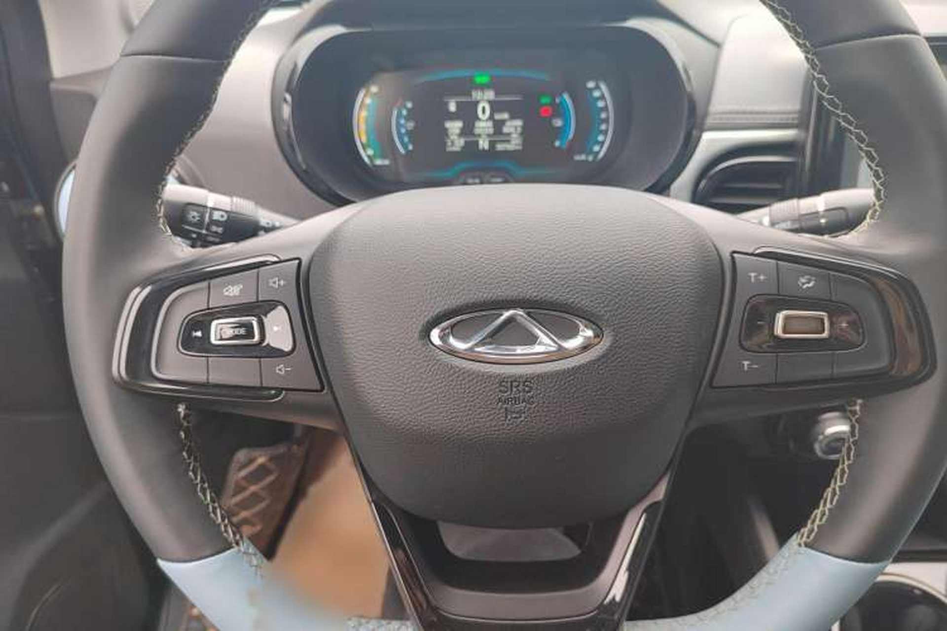 Used Chery New Energy Little Ant 2022 Sweet Pink Edition Half-Sugar Version Lithium Iron Phosphate 29.2 kWh 30 kW 301 km Interior 1
