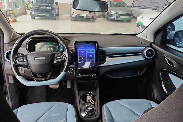Used Chery New Energy Little Ant 2022 Sweet Pink Edition Half-Sugar Version 3-Cell Lithium 30kW 301km Interior 2