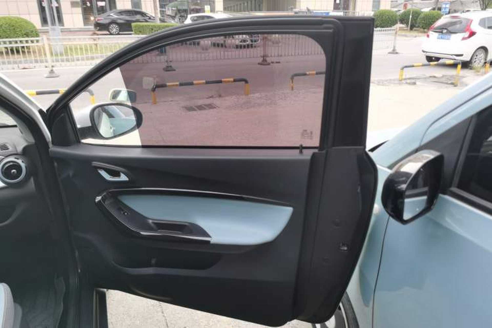 Used Chery New Energy Little Ant 2022 Revised Version Sweet Pink Edition Half-Sugar Version Lithium Iron Phosphate 30.7 kWh 30 kW 301 km Interior 5