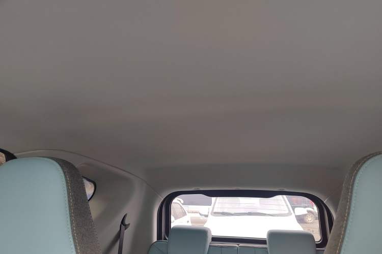 Used Chery New Energy Little Ant 2022 Sweet Pink Edition Half-Sugar Version Lithium Iron Phosphate 29.2 kWh 30 kW 301 km Interior 7