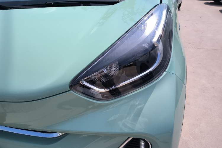 Used Chery New Energy Little Ant 2022 Revised Version Sweet Pink Edition Half-Sugar Version Lithium Iron Phosphate 30.7 kWh 30 kW 301 km Left Front Headlight