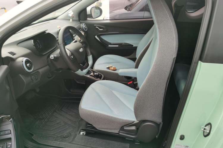 Used Chery New Energy Little Ant 2022 Revised Version Sweet Pink Edition Half-Sugar Version Lithium Iron Phosphate 30.7 kWh 30 kW 301 km Left Front Seat