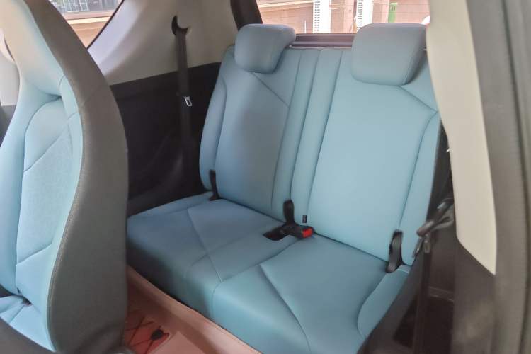 Used Chery New Energy Little Ant 2022 Sweet Pink Edition Half-Sugar Version Lithium Iron Phosphate 30 kW 301 km Left Rear Seat