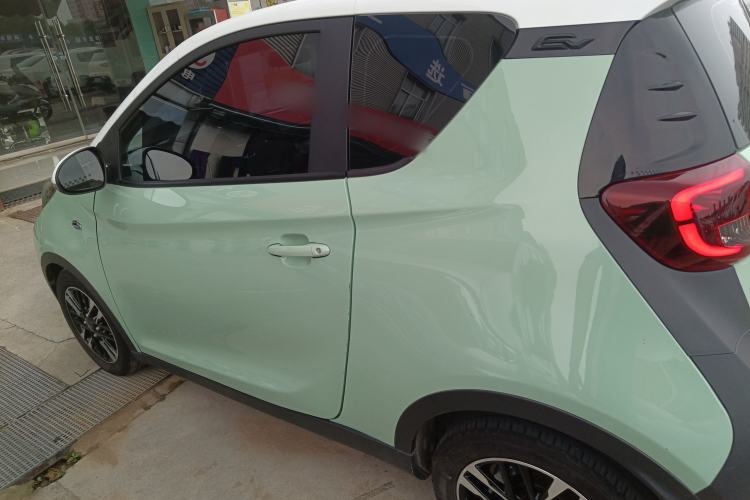 Used Chery New Energy Little Ant 2022 Revised Version Sweet Pink Edition Half-Sugar Version Lithium Iron Phosphate 30.7 kWh 30 kW 301 km Left Side