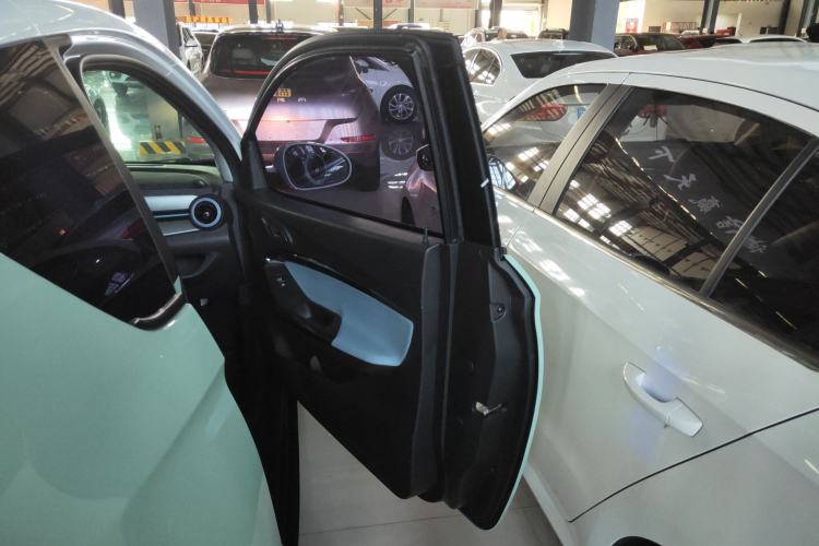 Used Chery New Energy Little Ant 2022 Restyled Version Sweet Pink Edition Low-Sugar Version Lithium Iron Phosphate Battery 30.7 kWh 30 kW 301 km Right Front Door Interior