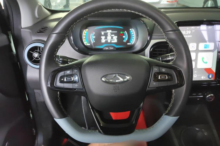 Used Chery New Energy Little Ant 2022 Restyled Version Sweet Pink Edition Low-Sugar Version Lithium Iron Phosphate Battery 30.7 kWh 30 kW 301 km Steering Wheel