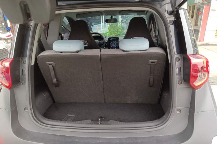 Used Chery New Energy Little Ant 2022 Revised Version Sweet Pink Edition Half-Sugar Version Lithium Iron Phosphate 30.7 kWh 30 kW 301 km Trunk
