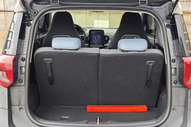 Used Chery New Energy Little Ant 2022 Revised Version Sweet Pink Edition Half-Sugar Version Lithium Iron Phosphate 30.7 kWh 30 kW 301 km Trunk