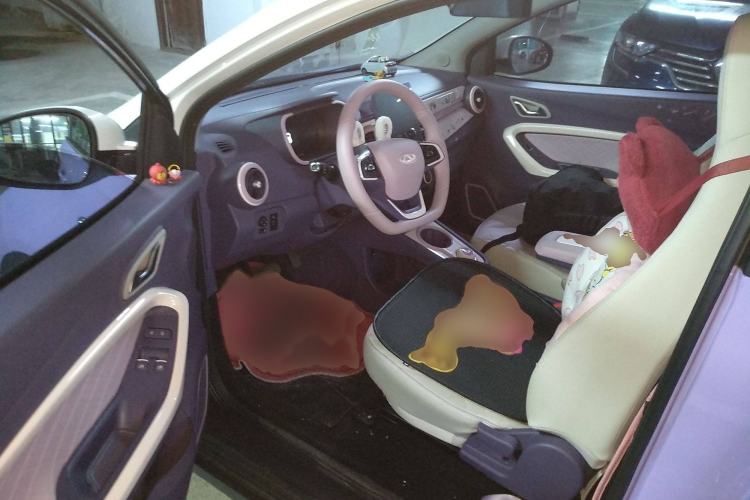 Used Chery New Energy Little Ant 2022 Me 301km Romance Phosphate Lithium-Iron Interior 3