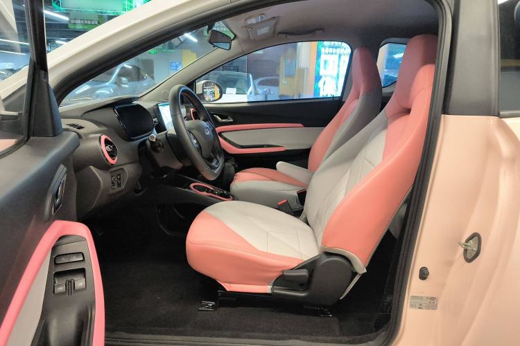 Used Chery New Energy Little Ant 2022 Revised Version Sweet Pink Edition Half-Sugar Version Lithium Iron Phosphate 30.7 kWh 30 kW 301 km Driver Seat