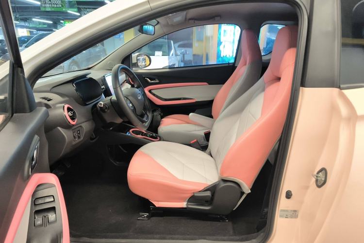 Used Chery New Energy Little Ant 2022 Revised Version Sweet Pink Edition Half-Sugar Version Lithium Iron Phosphate 30.7 kWh 30 kW 301 km Left Front Seat