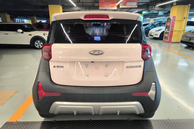 Used Chery New Energy Little Ant 2022 Revised Version Sweet Pink Edition Half-Sugar Version Lithium Iron Phosphate 30.7 kWh 30 kW 301 km Rear