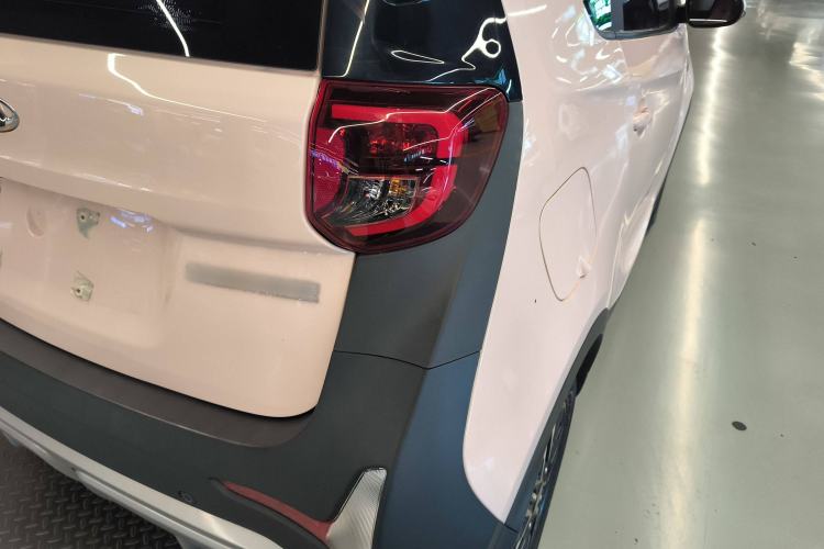 Used Chery New Energy Little Ant 2022 Revised Version Sweet Pink Edition Half-Sugar Version Lithium Iron Phosphate 30.7 kWh 30 kW 301 km Right Rear Taillight