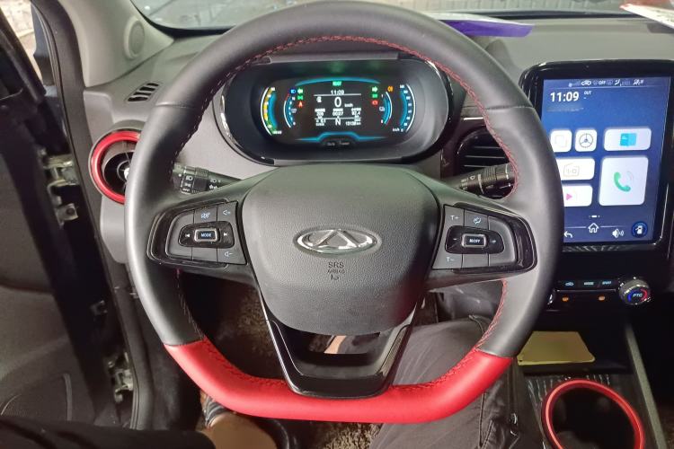 Used Chery New Energy Little Ant 2022 Sweet Pink Edition Half-Sugar Version Lithium Iron Phosphate 29.2 kWh 30 kW 301 km Steering Wheel