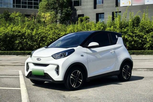 Used Chery New Energy Little Ant 2022 Revised Version Sweet Pink Edition Half-Sugar Version Lithium Iron Phosphate 30.7 kWh 30 kW 301 km