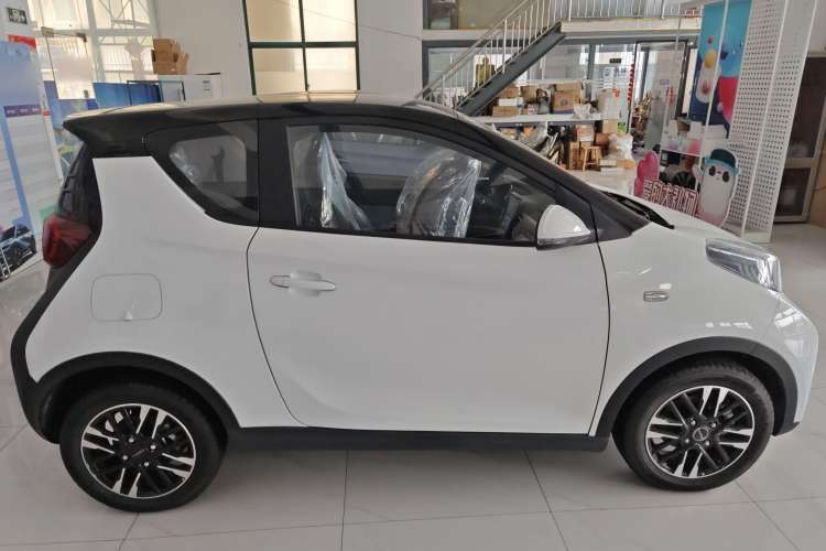 Used Chery New Energy Little Ant 2022 Restyled Version Sweet Pink Edition Half-Sugar Version 28.8 kWh 30 kW 301 km Exterior 2